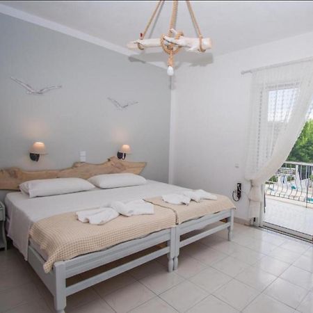 Aparthotel Alexandros Poros Town Zewnętrze zdjęcie