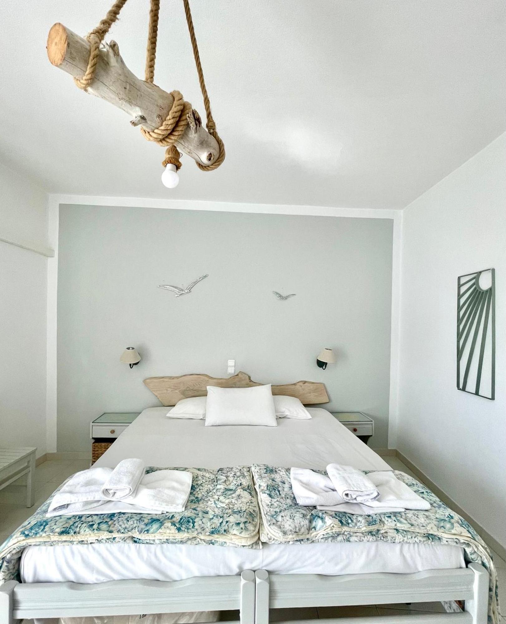 Aparthotel Alexandros Poros Town Zewnętrze zdjęcie